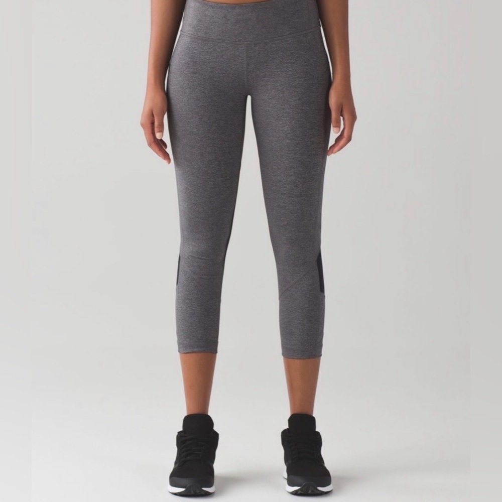Lululemon 19” Pace Rival crop leggings with pockets
